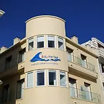 By The Sea - Bed & Breakfast 3*
