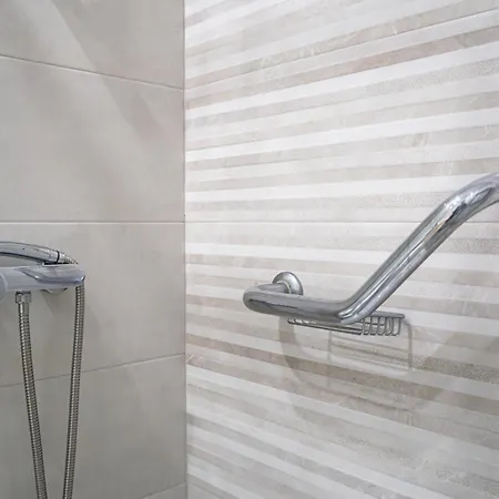 Alojamento de Acomodação e Pequeno-almoço By The Sea - Nazaré