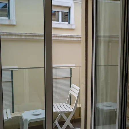 By The Sea - 3* Nazaré