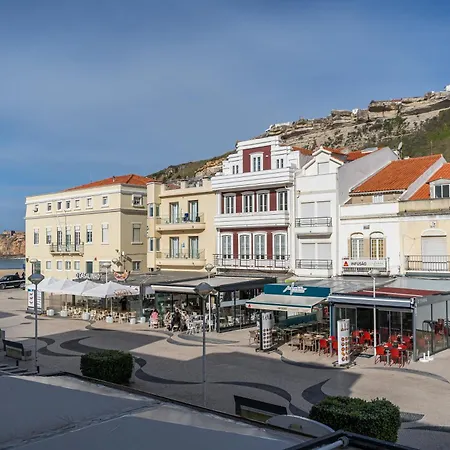 Bed and breakfast By The Sea - 3*