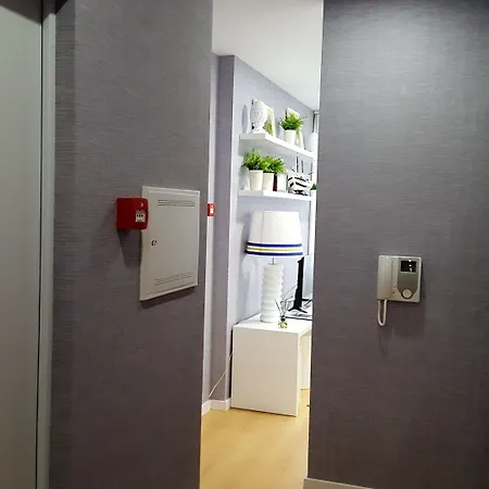 By The Sea - Bed and breakfast