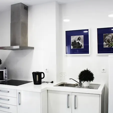 By The Sea - Bed and breakfast 3*