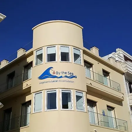 Couette-café By The Sea - 3*
