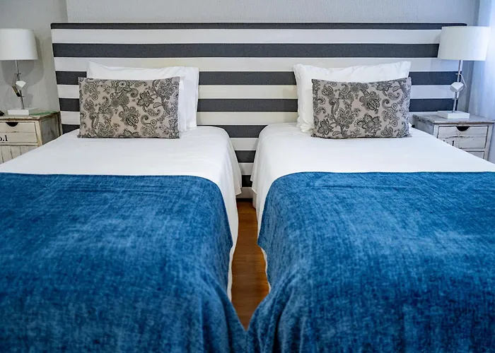 By The Sea - 3* Nazaré